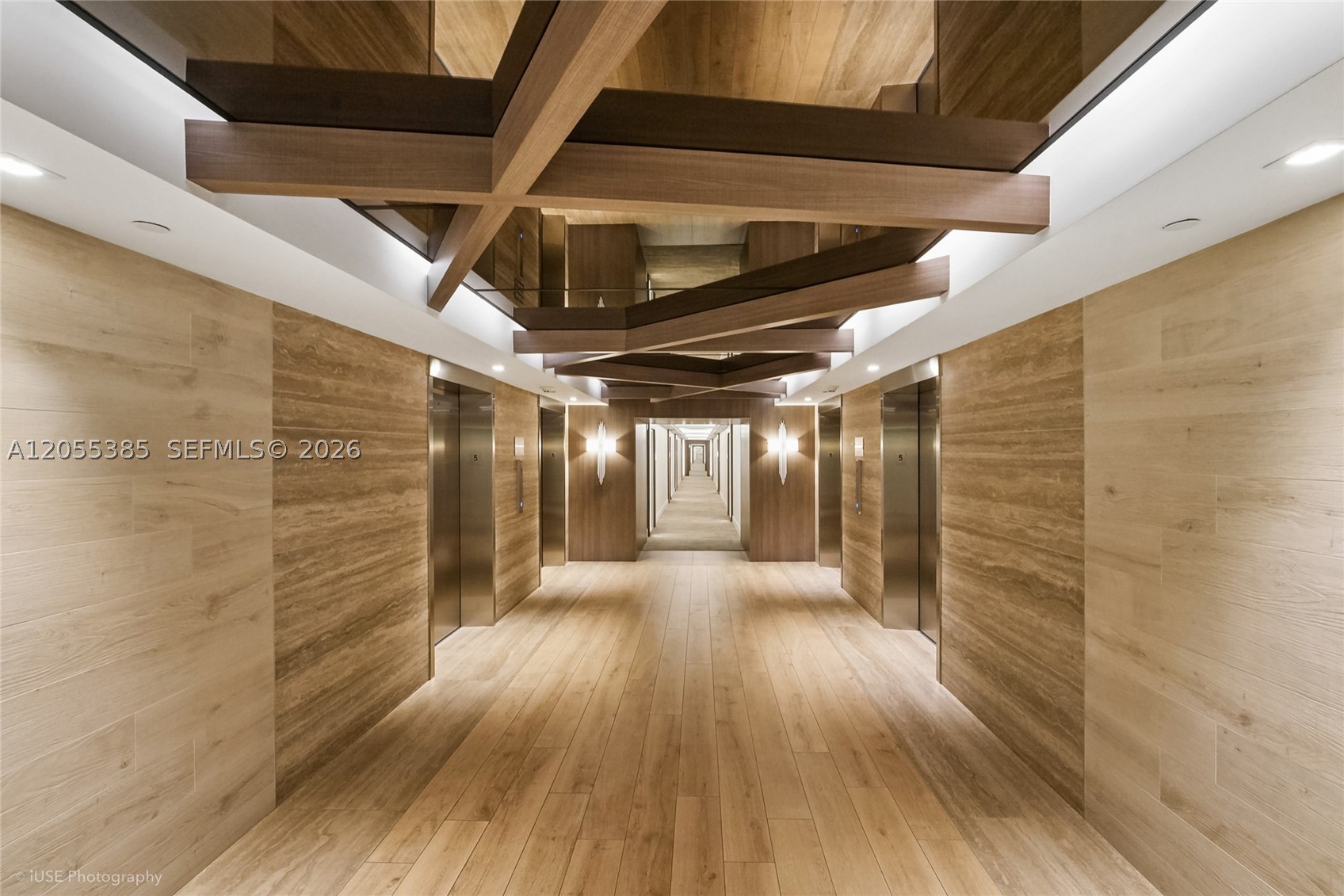 2301 Collins Ave 522 Property Photo 12