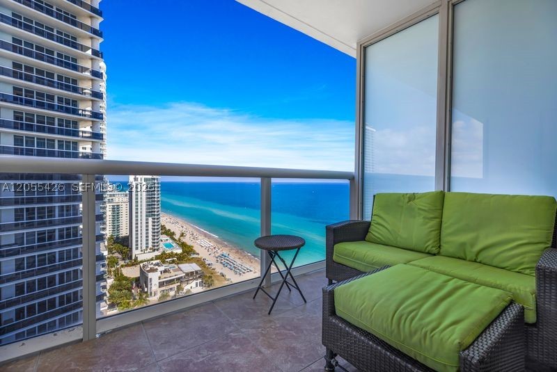 1830 S Ocean Dr 2609 Property Photo 1