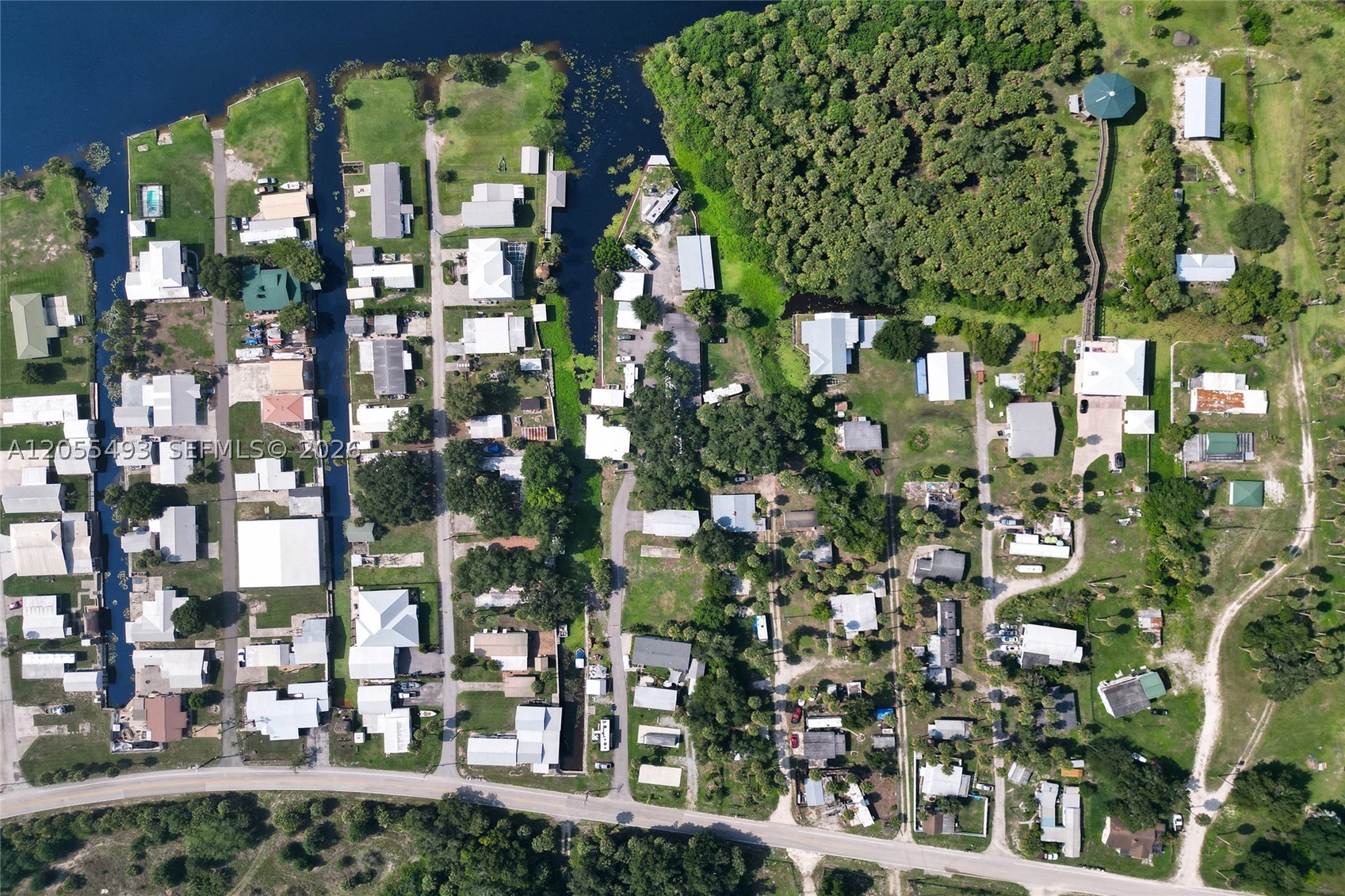 1069 Marina Property Photo 15