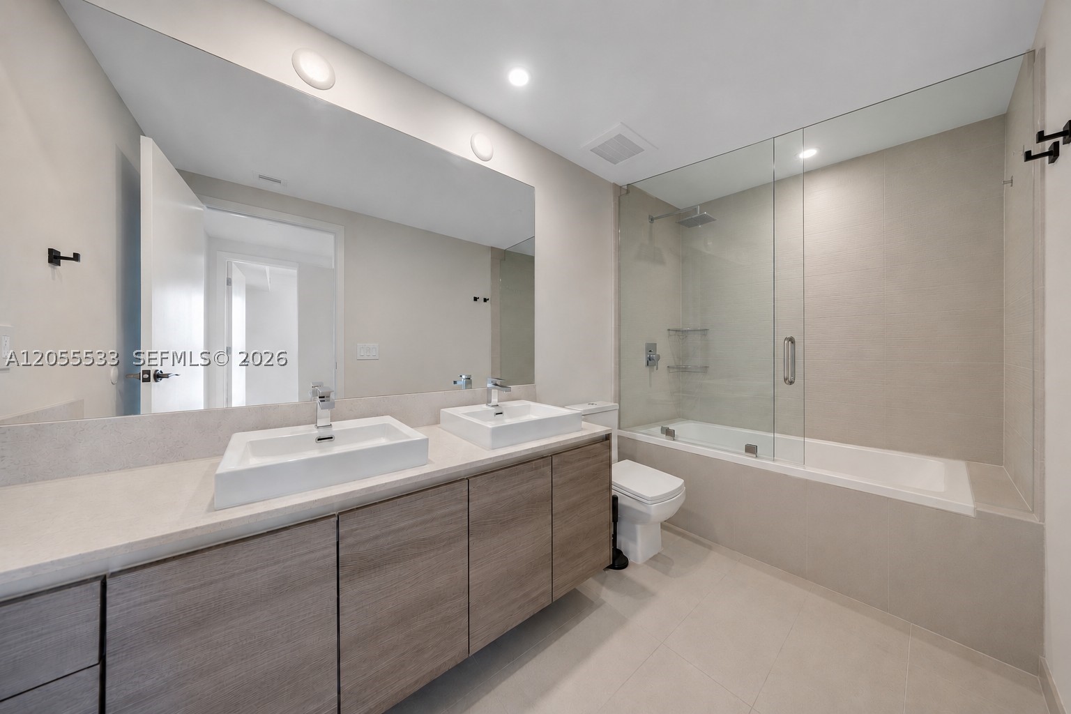 1080 Brickell Ave 1803 Property Photo 25