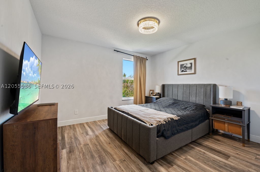3846 W Gardenia Ave Property Photo 15