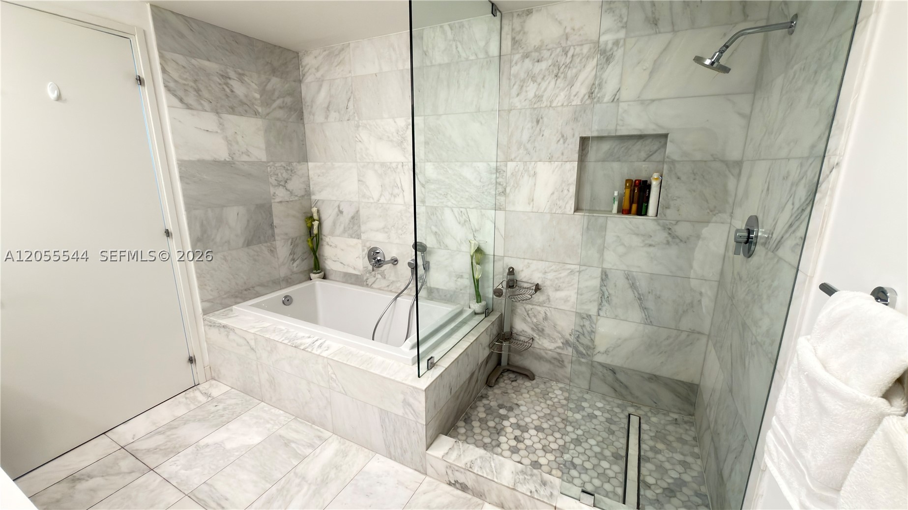 401 N Birch Rd 415 Property Photo 28