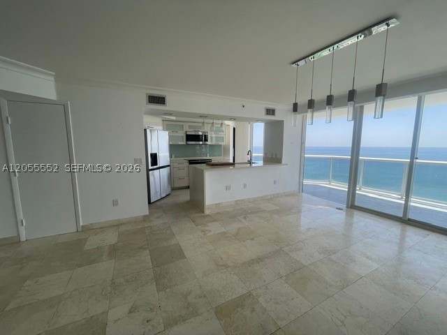 6301 Collins Ave 2402 Property Photo 11