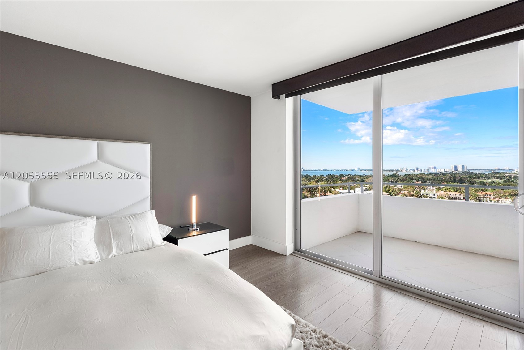 5151 Collins Ave 1420 Property Photo 14