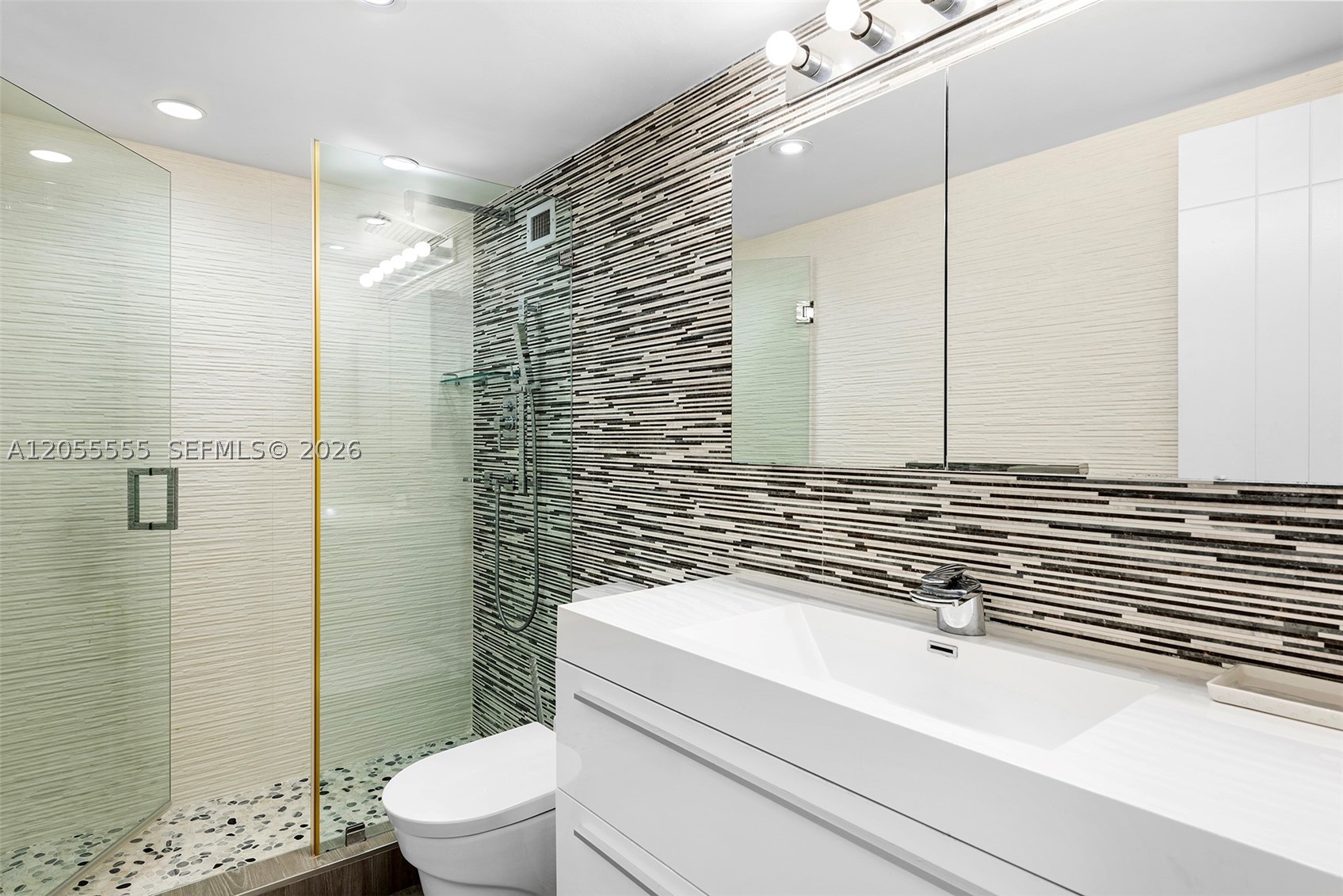 5151 Collins Ave 1420 Property Photo 20