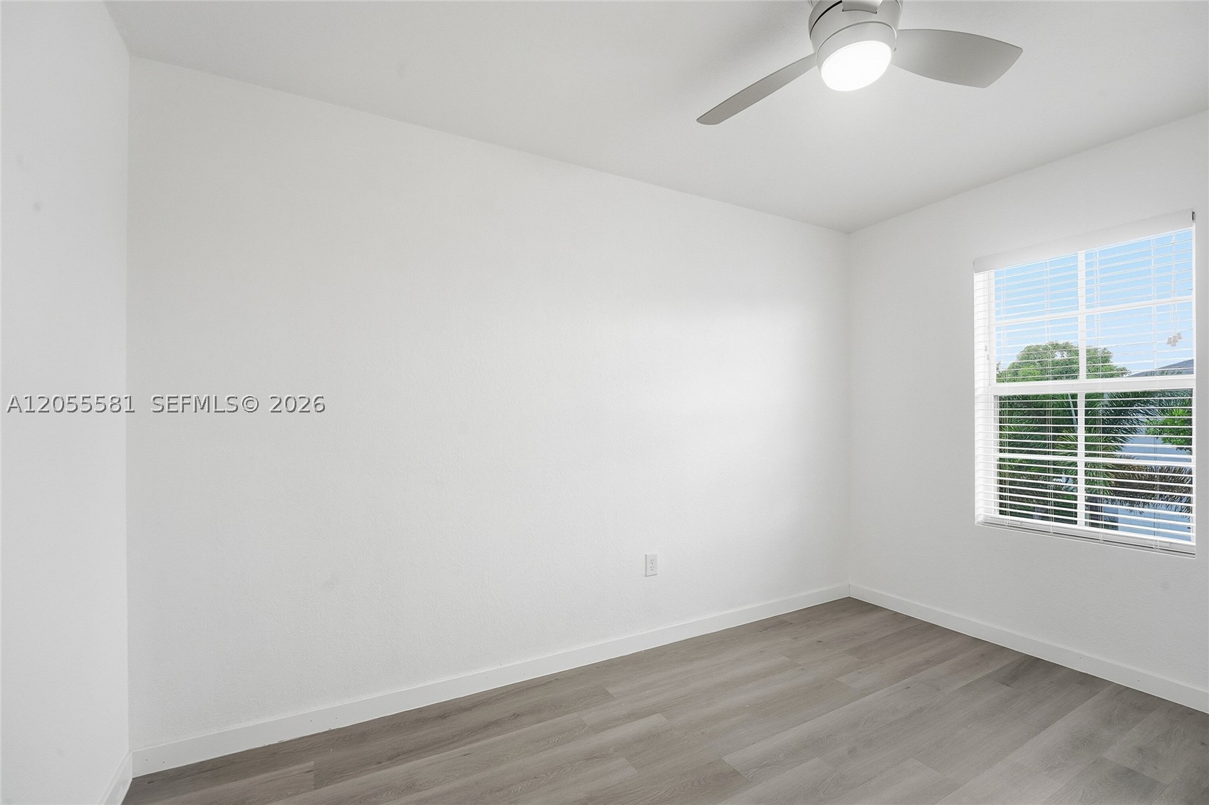 427 Ne 6th Ct Property Photo 17