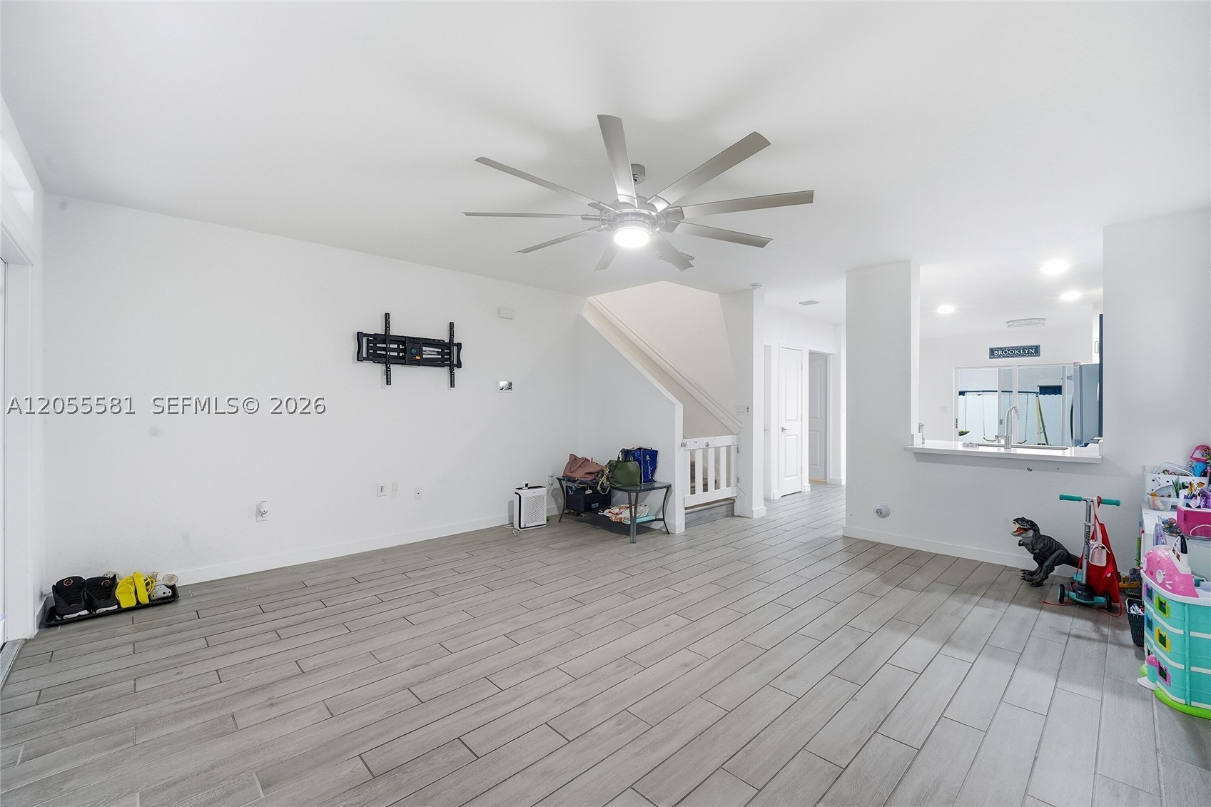 427 Ne 6th Ct Property Photo 27
