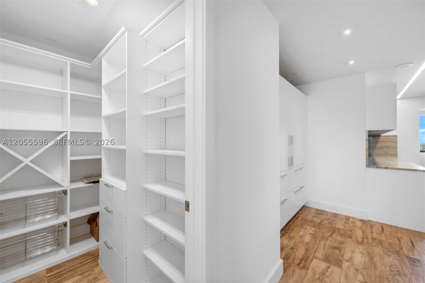 650 Ne 32nd St Ph5201 Property Photo 12
