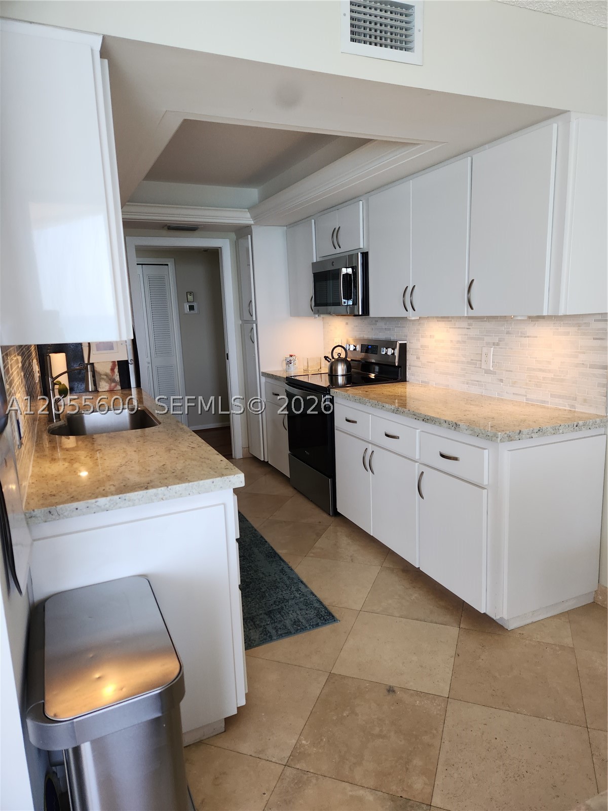 5460 N Ocean Dr 4b Property Photo 15