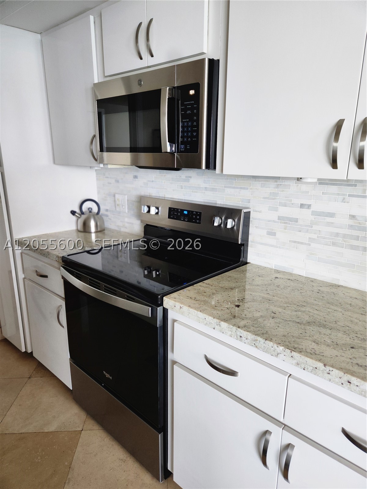 5460 N Ocean Dr 4b Property Photo 35