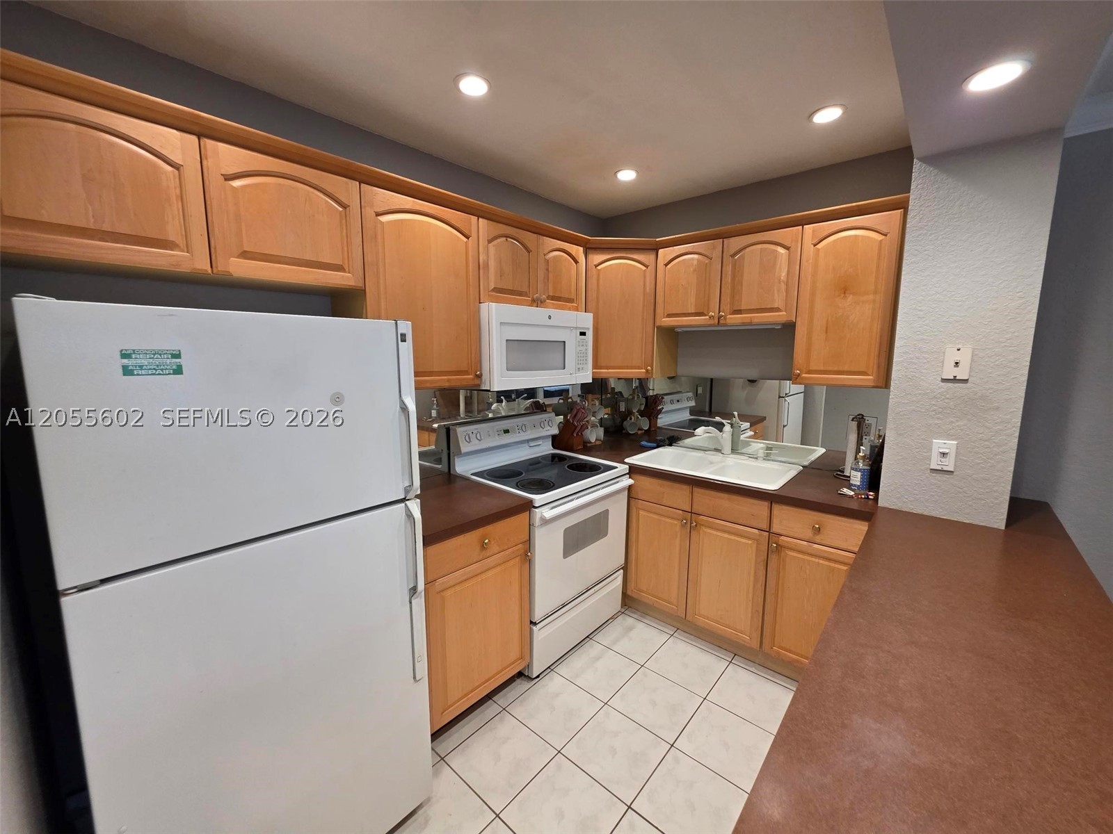1520 Mckinley St 105e Property Photo 8