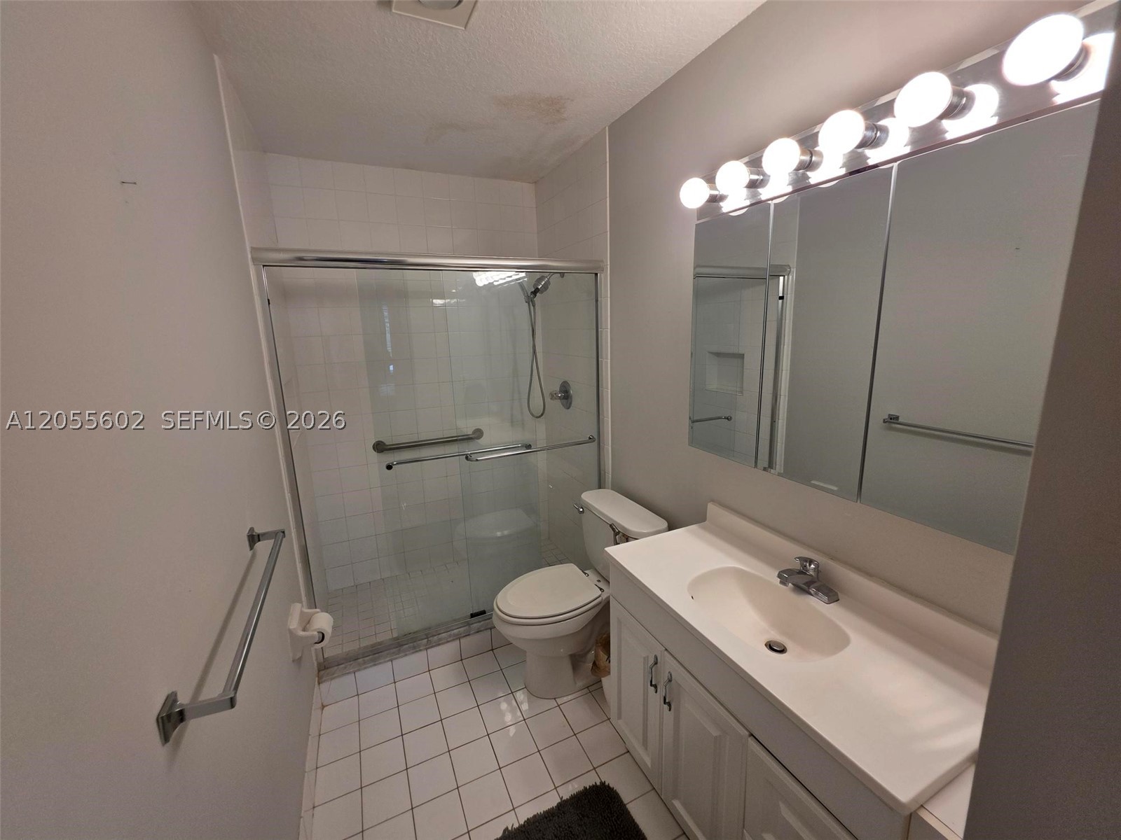 1520 Mckinley St 105e Property Photo 14