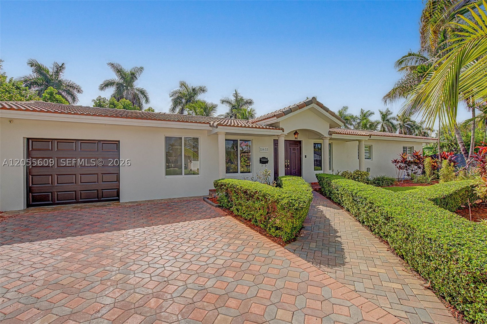 11633 SW 102nd Ct Property Photo 1