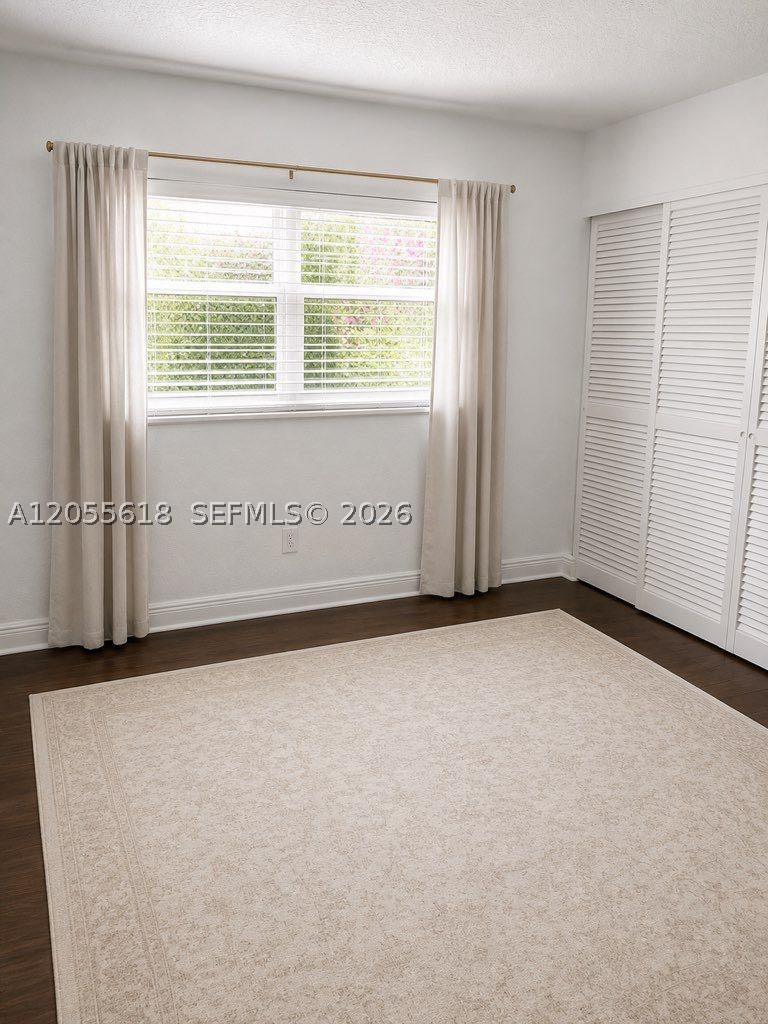 6709 N Kendall Dr 220 Property Photo 17