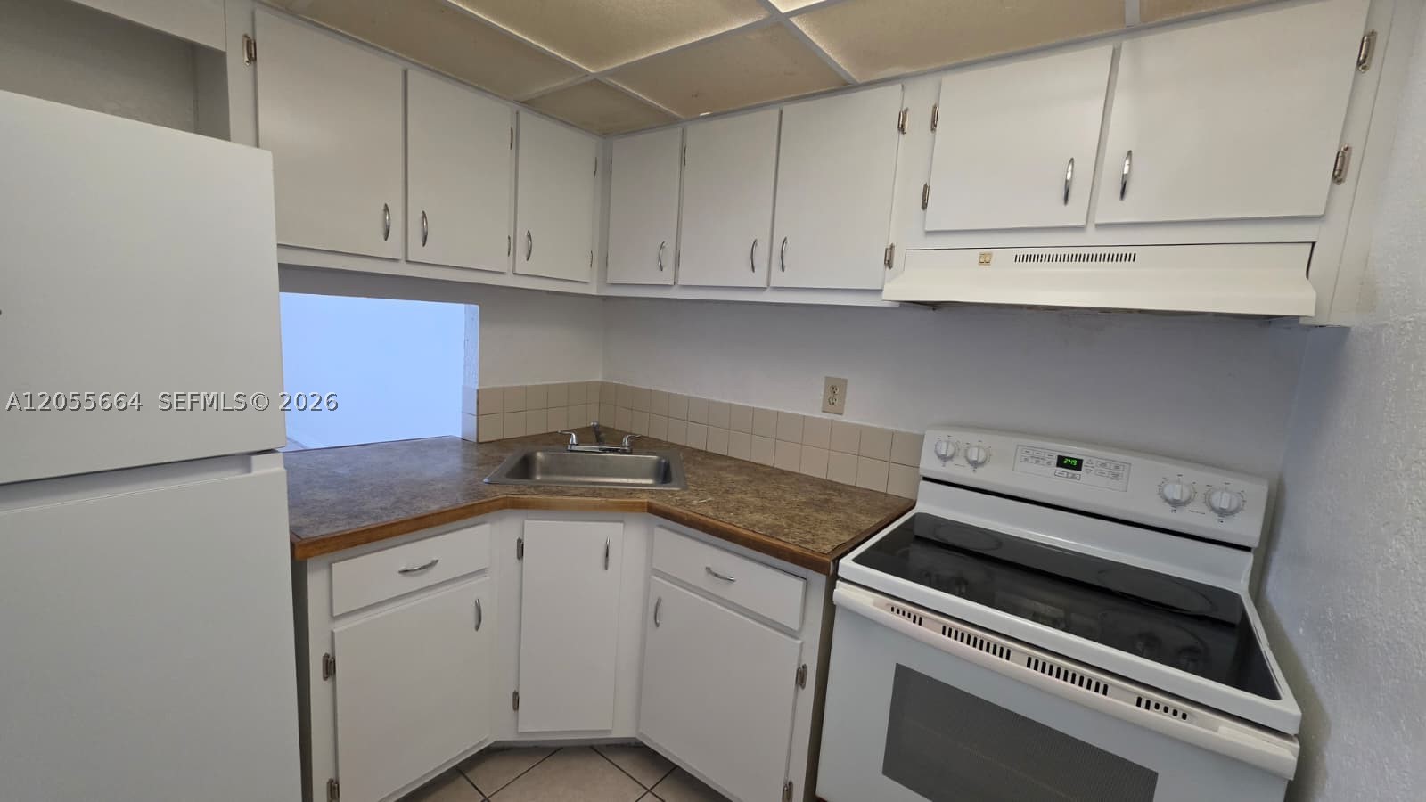 4550 NW 9th St 308E Property Photo 1