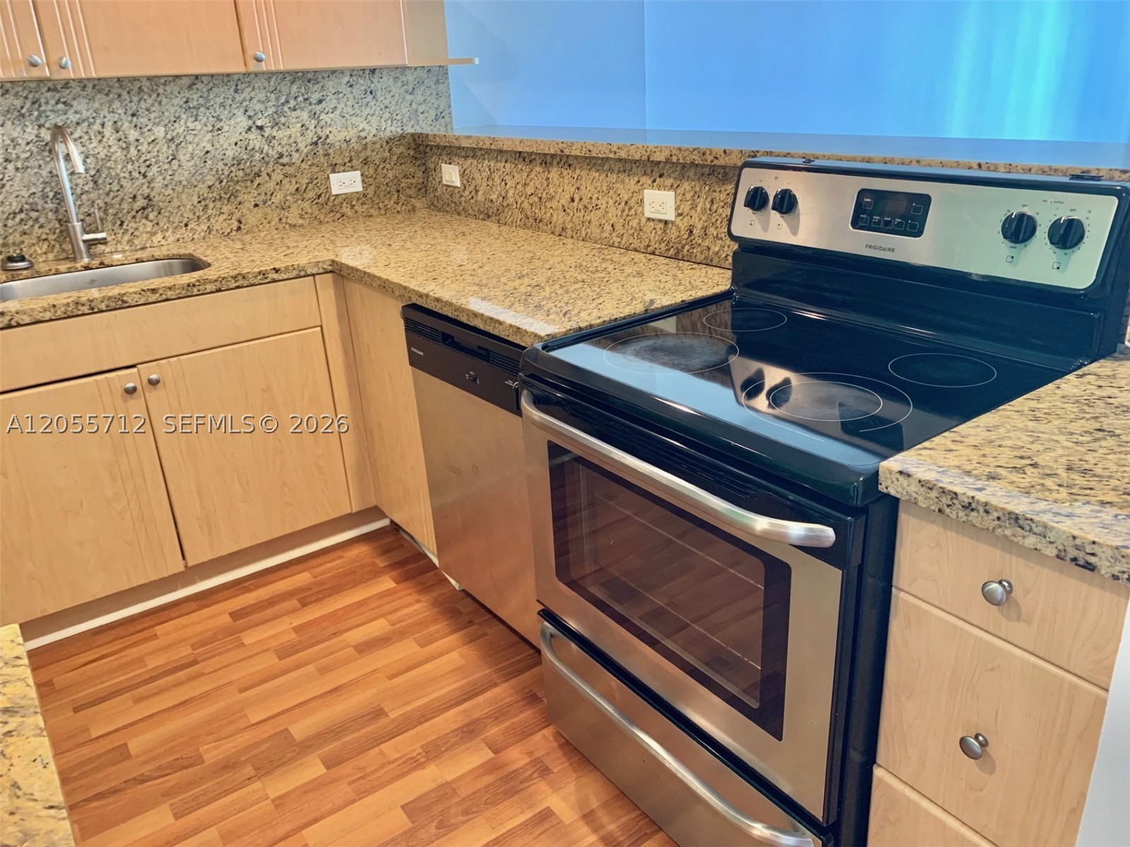 100 Bayview Dr 1930 Property Photo 13