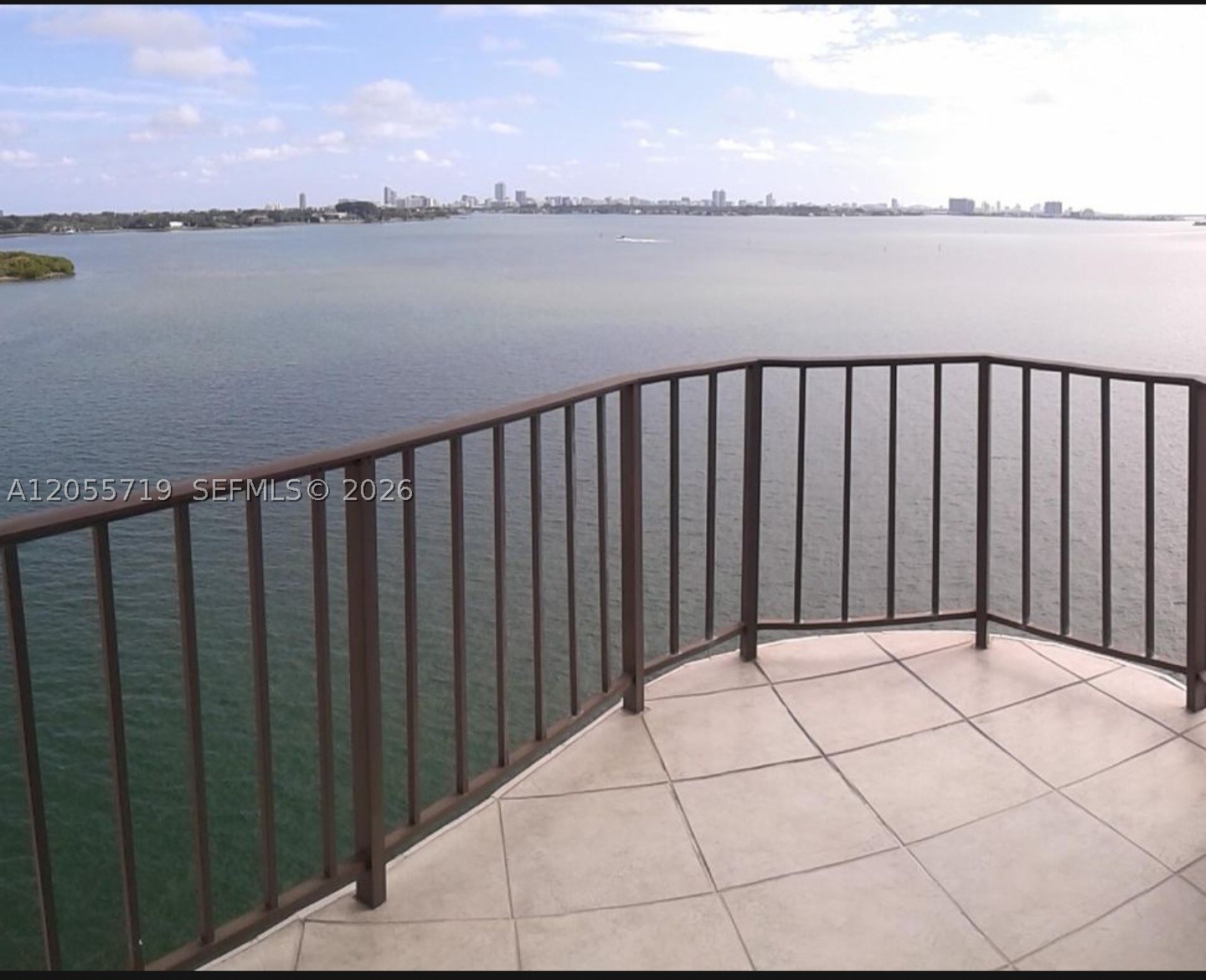 11930 N Bayshore Dr 1006 Property Photo 22