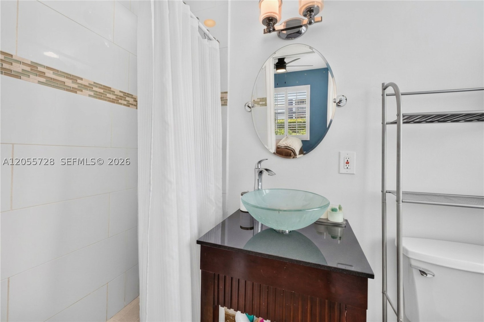 2220 Ne 68th St 1012 Property Photo 13