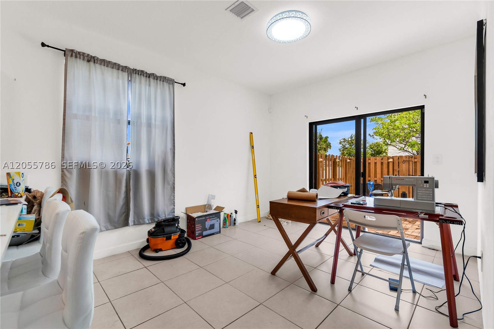 A12055786 Property Photo 33