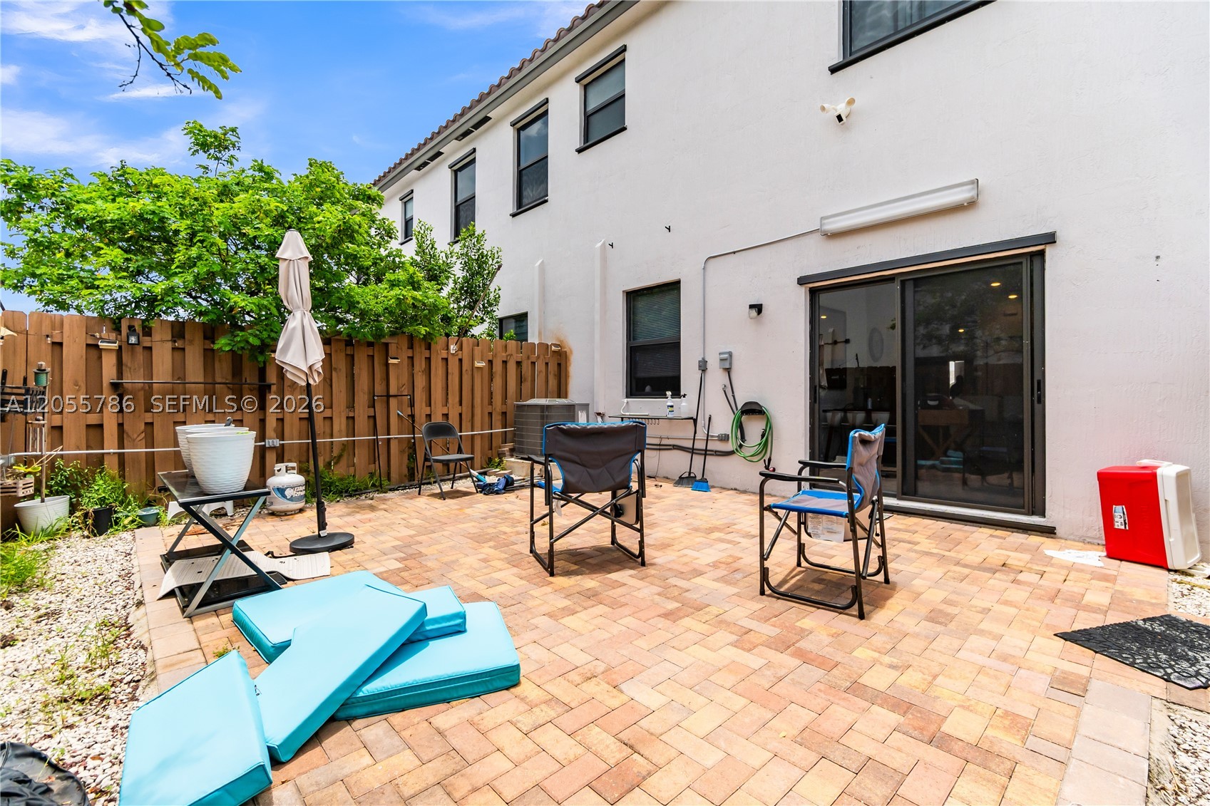 A12055786 Property Photo 39