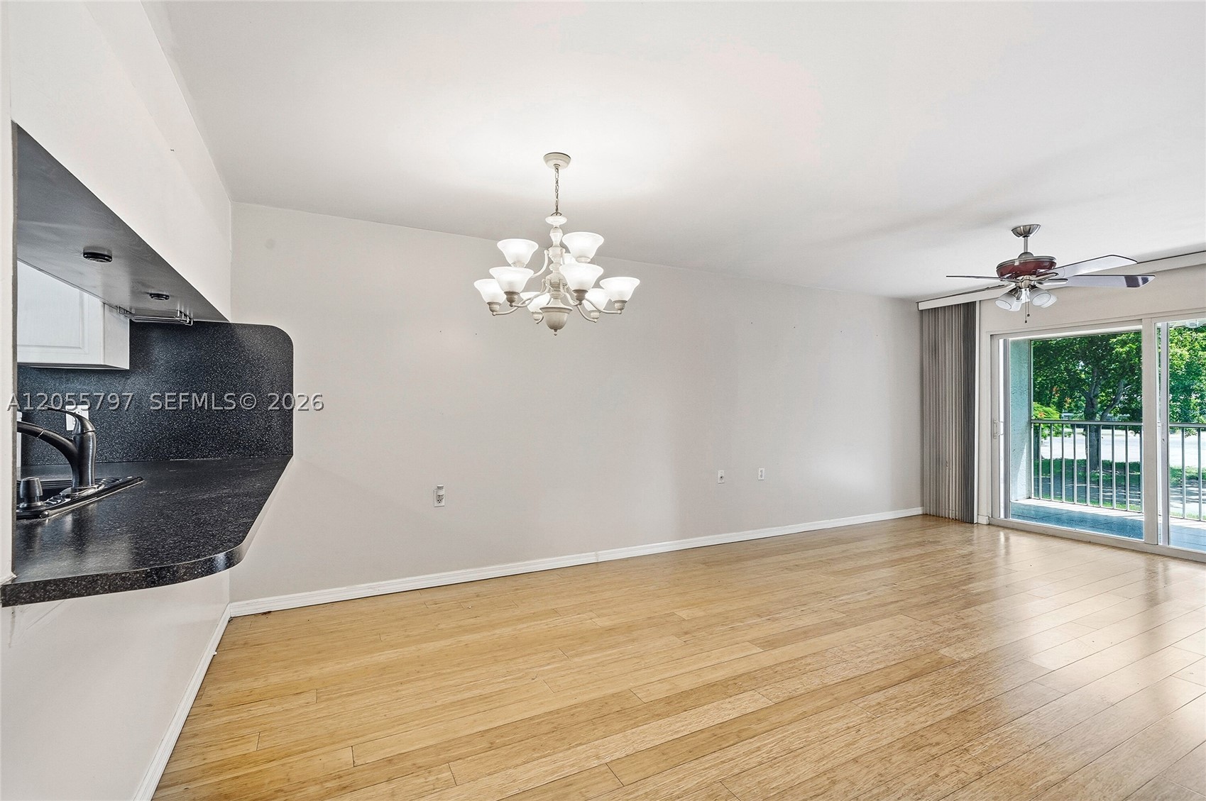 1105 Bahama Bnd F2 Property Photo 10