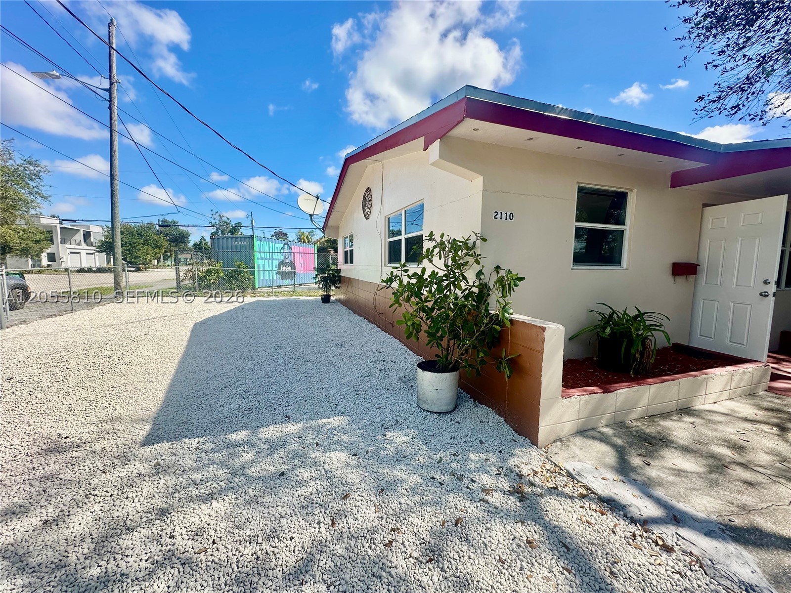 2110 Washington Ave 2110 Property Photo 9