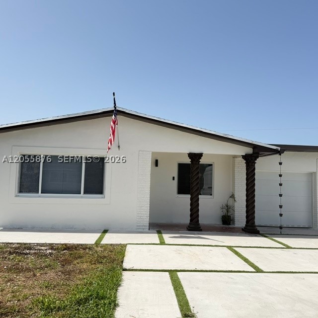 4635 SW 18th St 4635 Property Photo 1