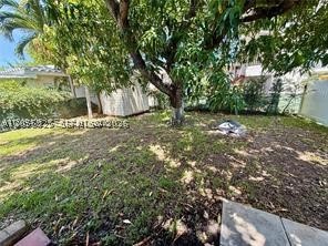 1315 N 19th Ave 2 Property Photo 13
