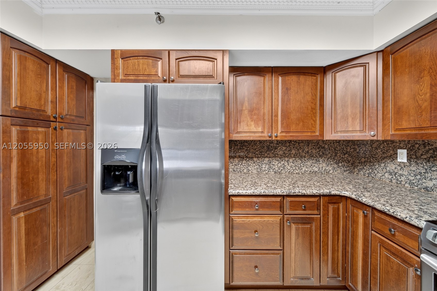 3600 Mystic Pointe Dr 310 Property Photo 4