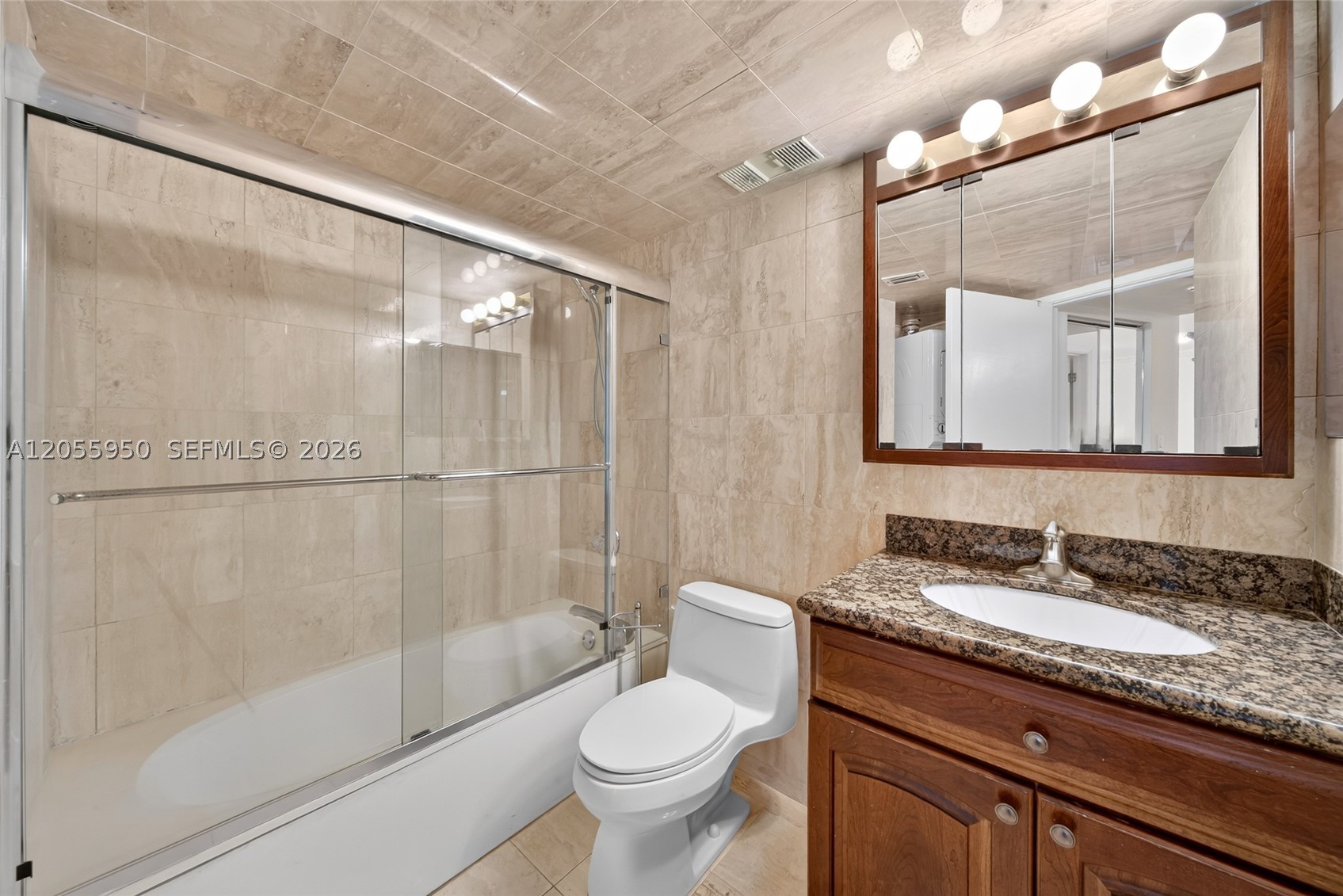 3600 Mystic Pointe Dr 310 Property Photo 14