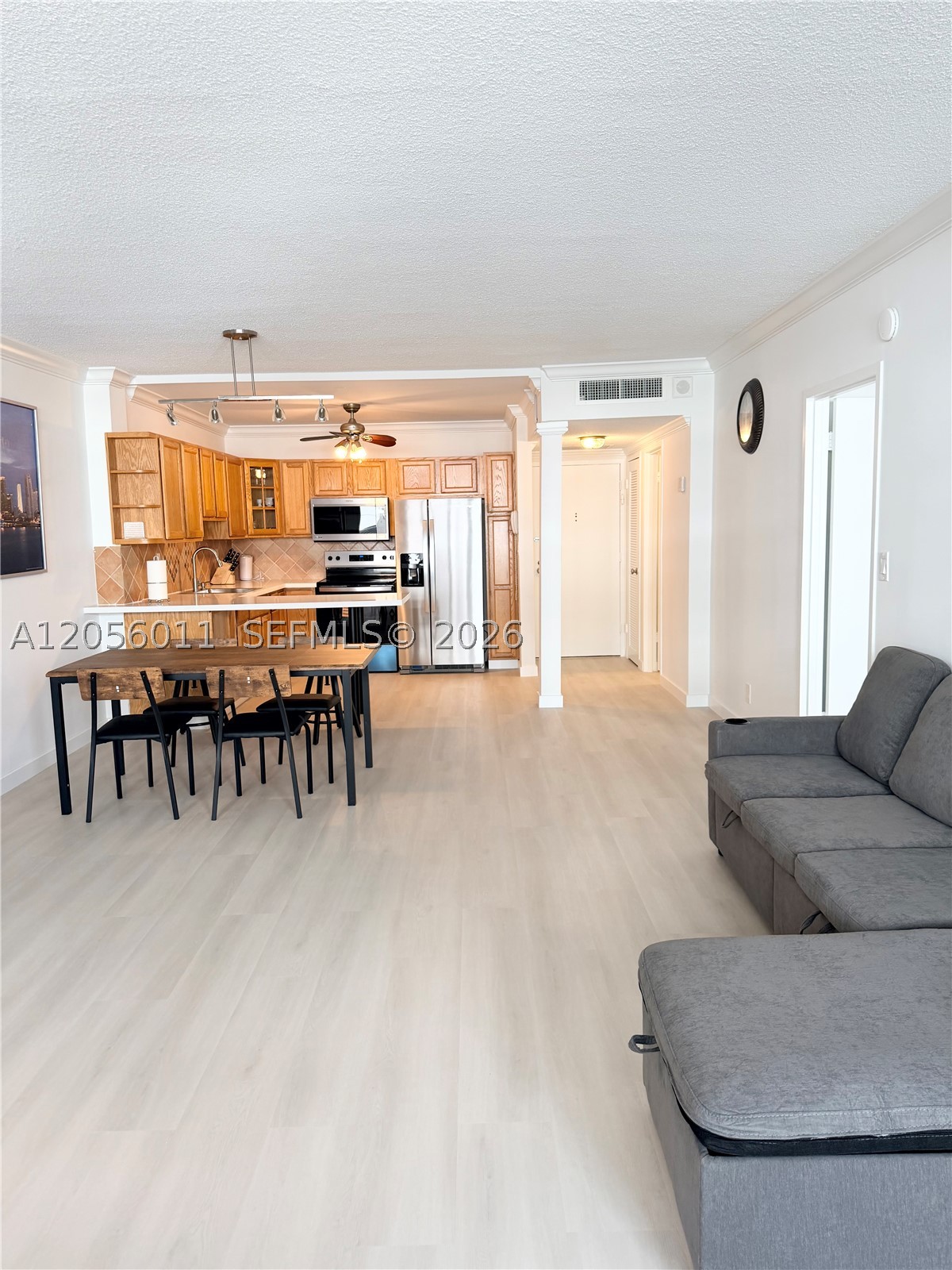 3725 S Ocean Dr 521 Property Photo 5