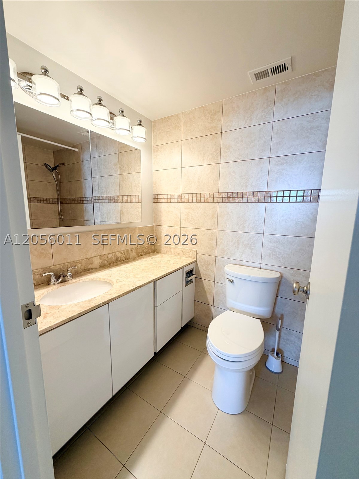 3725 S Ocean Dr 521 Property Photo 14