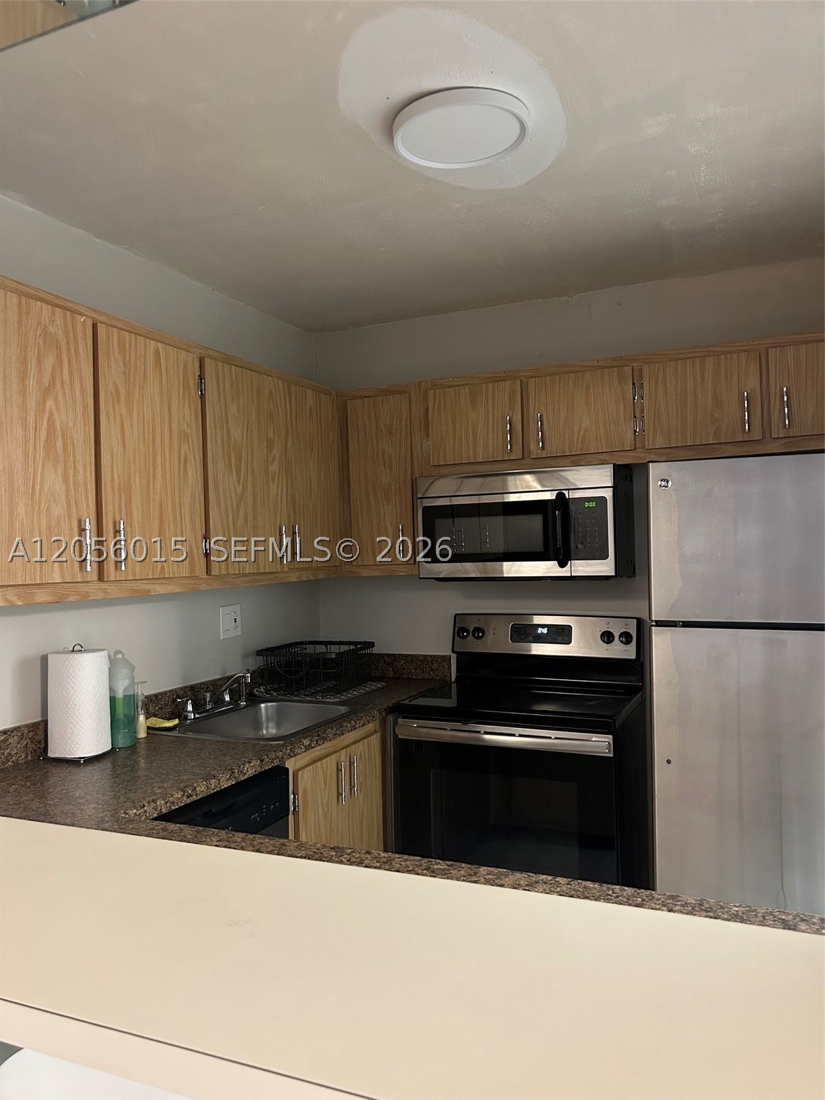 5921 Washington St 128 Property Photo 8