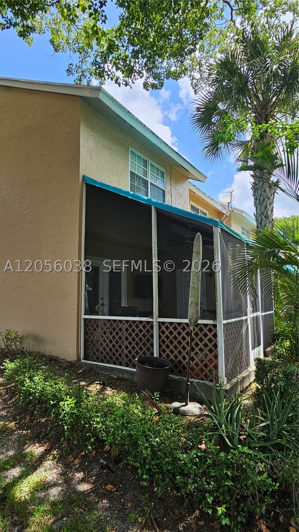 7252 Woodmont Ave Property Photo 14