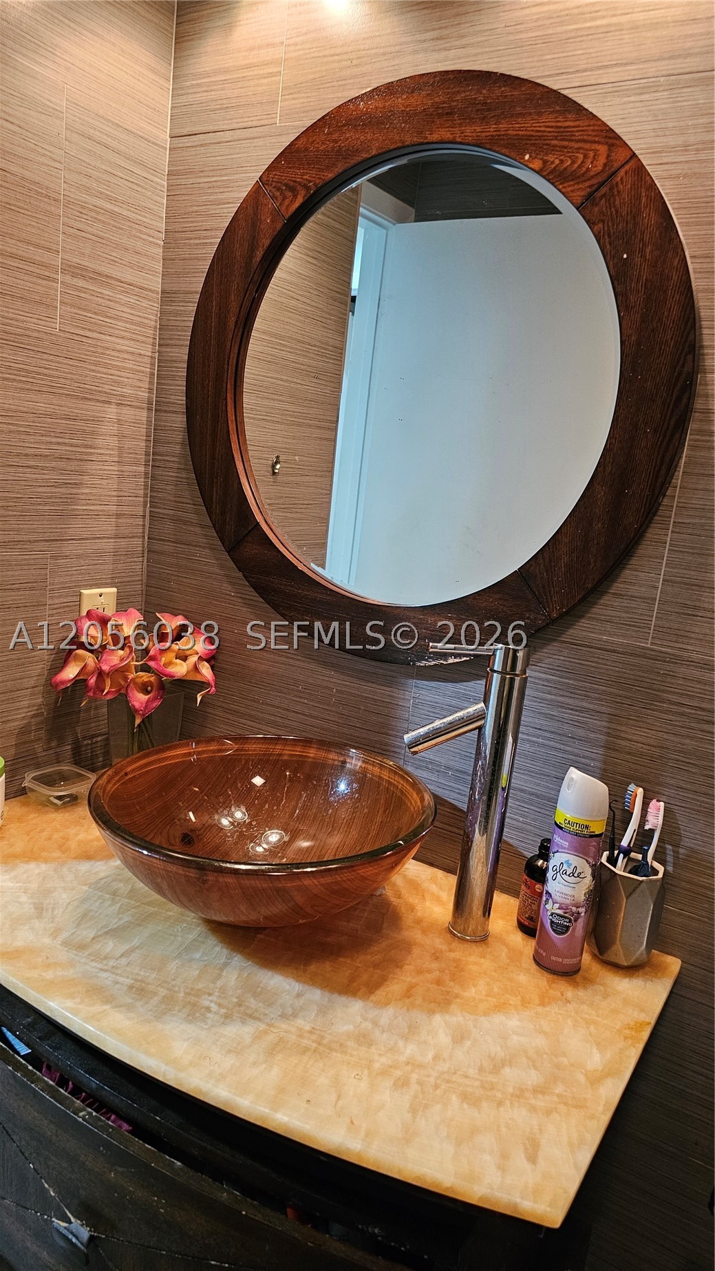 7252 Woodmont Ave Property Photo 34