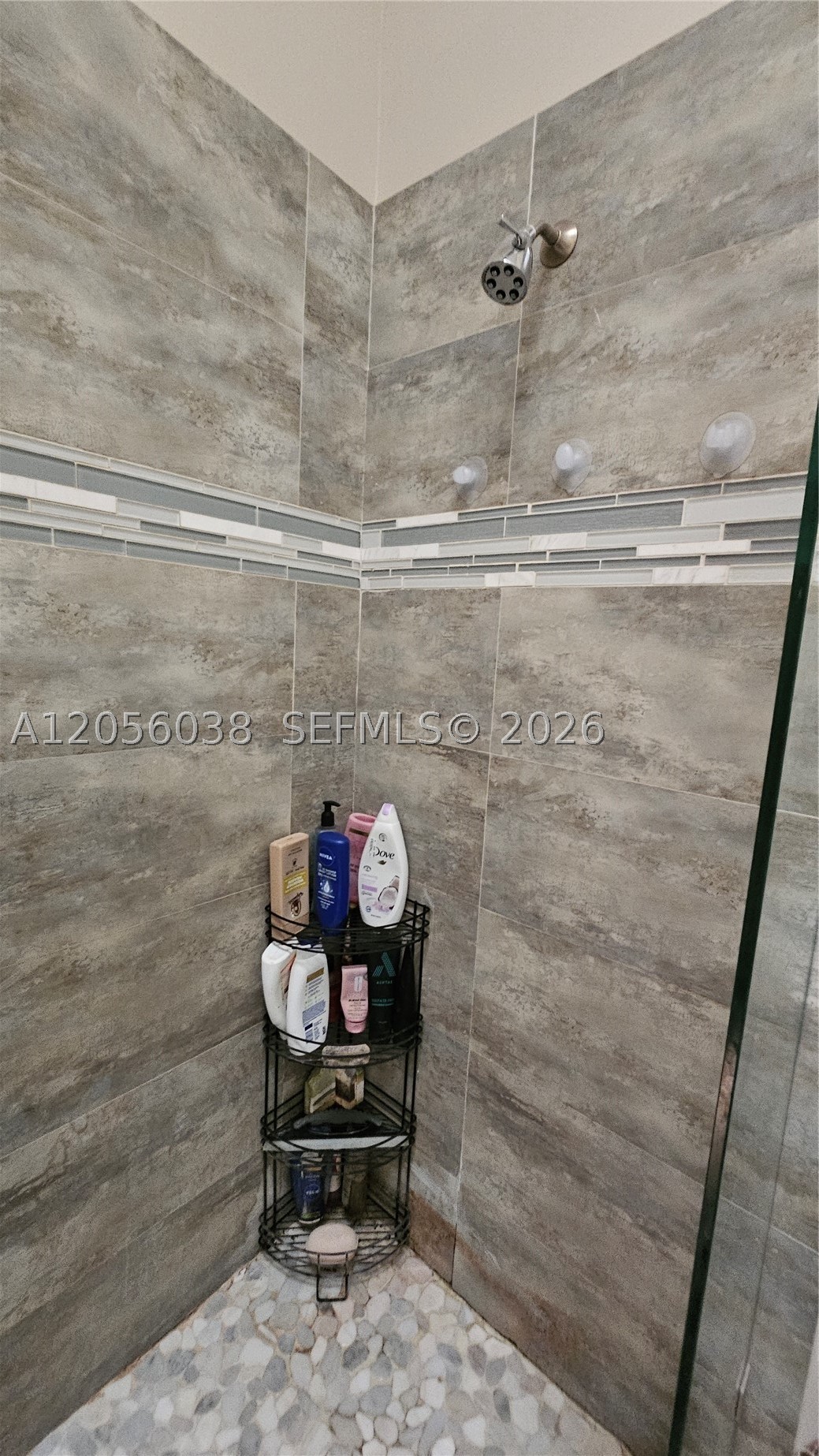 7252 Woodmont Ave Property Photo 43
