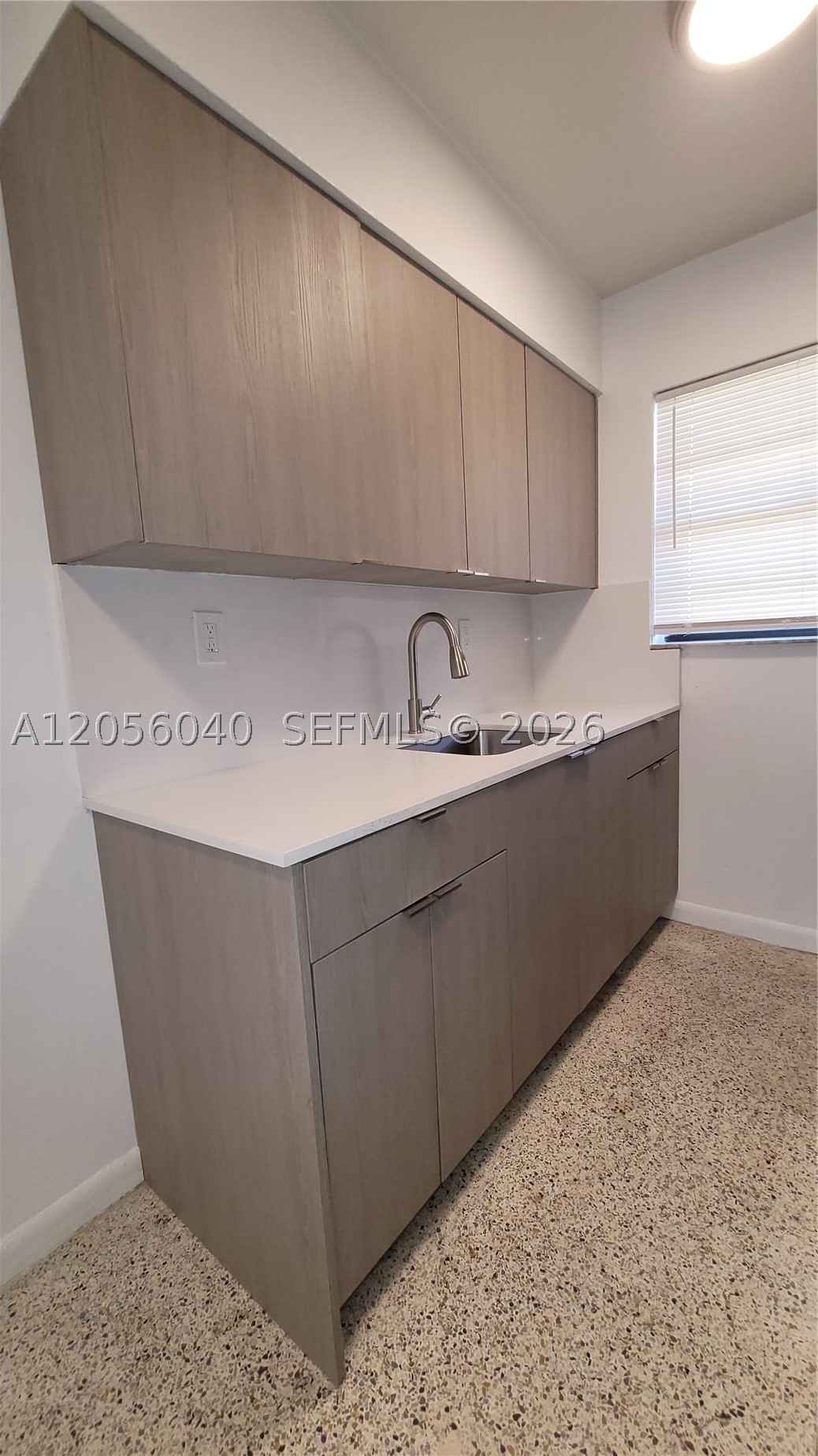 34 E 21st St 19 Property Photo 3