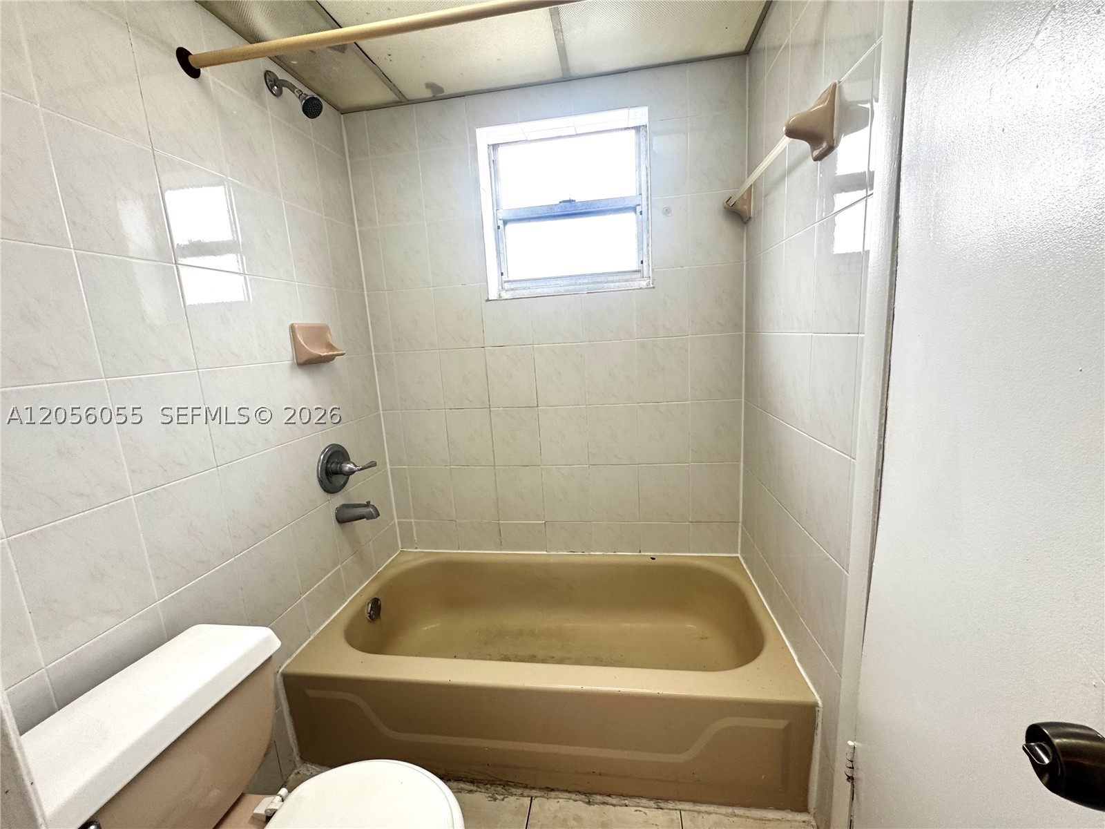 888 Ne 132nd St 207 Property Photo 10