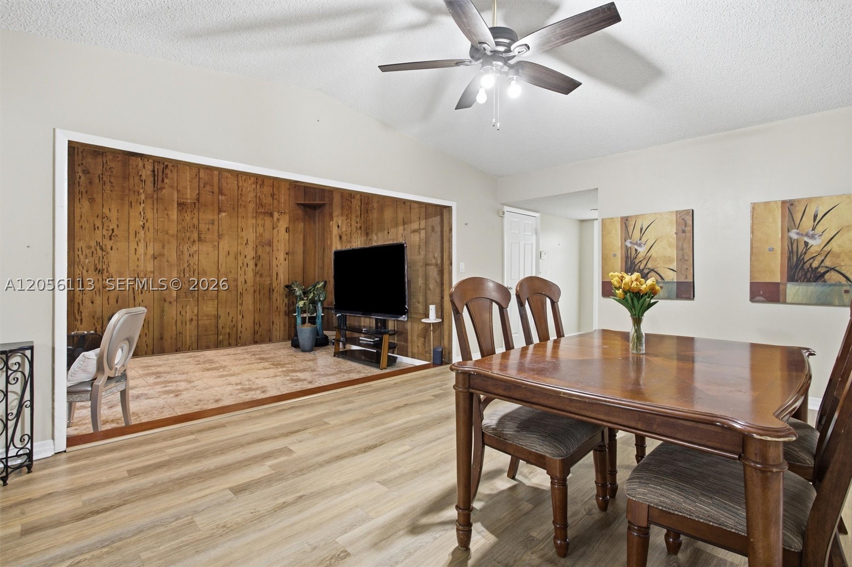 450 E Lakewood Cir E B Property Photo 5