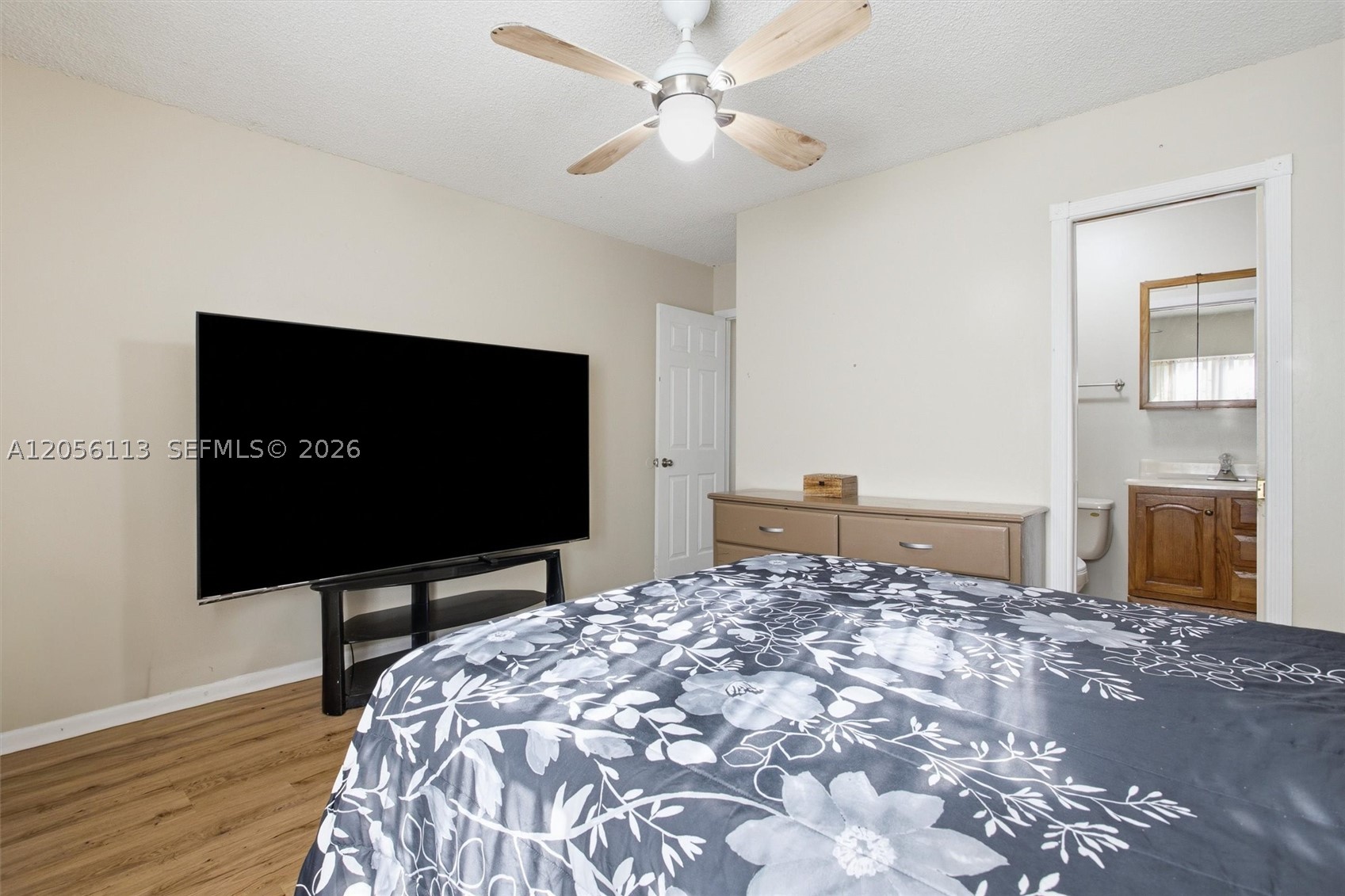 450 E Lakewood Cir E B Property Photo 15