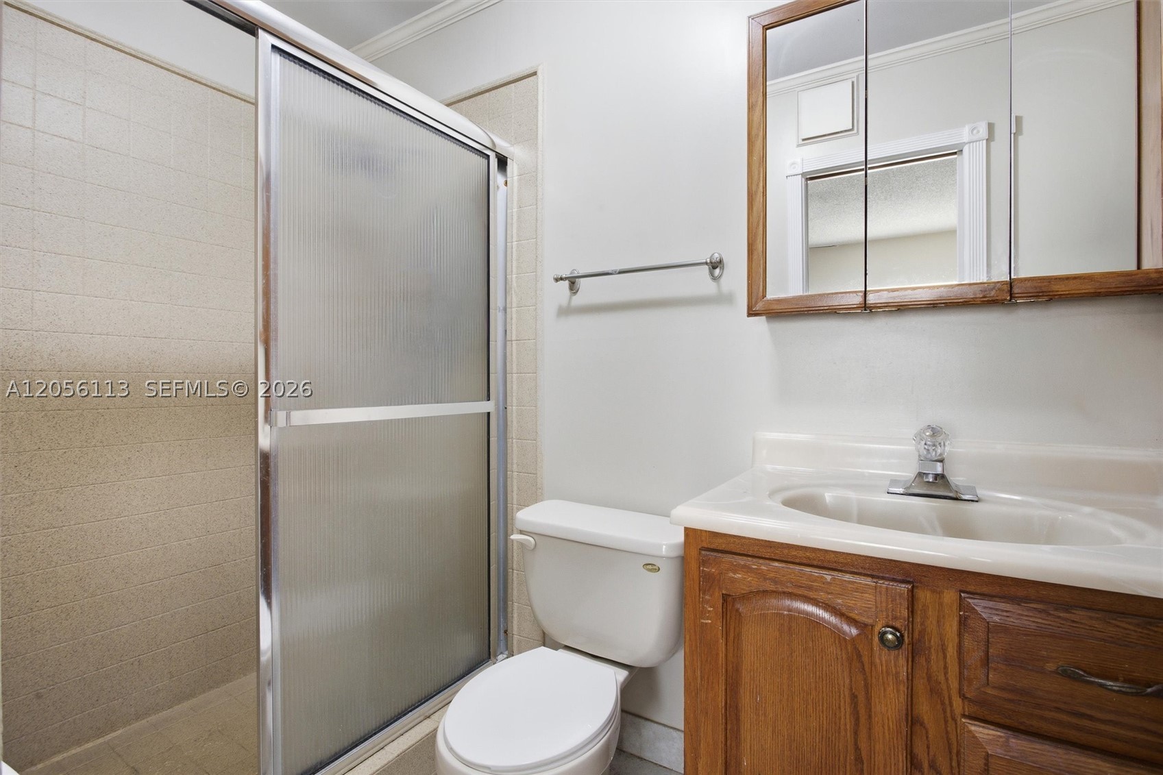 450 E Lakewood Cir E B Property Photo 17