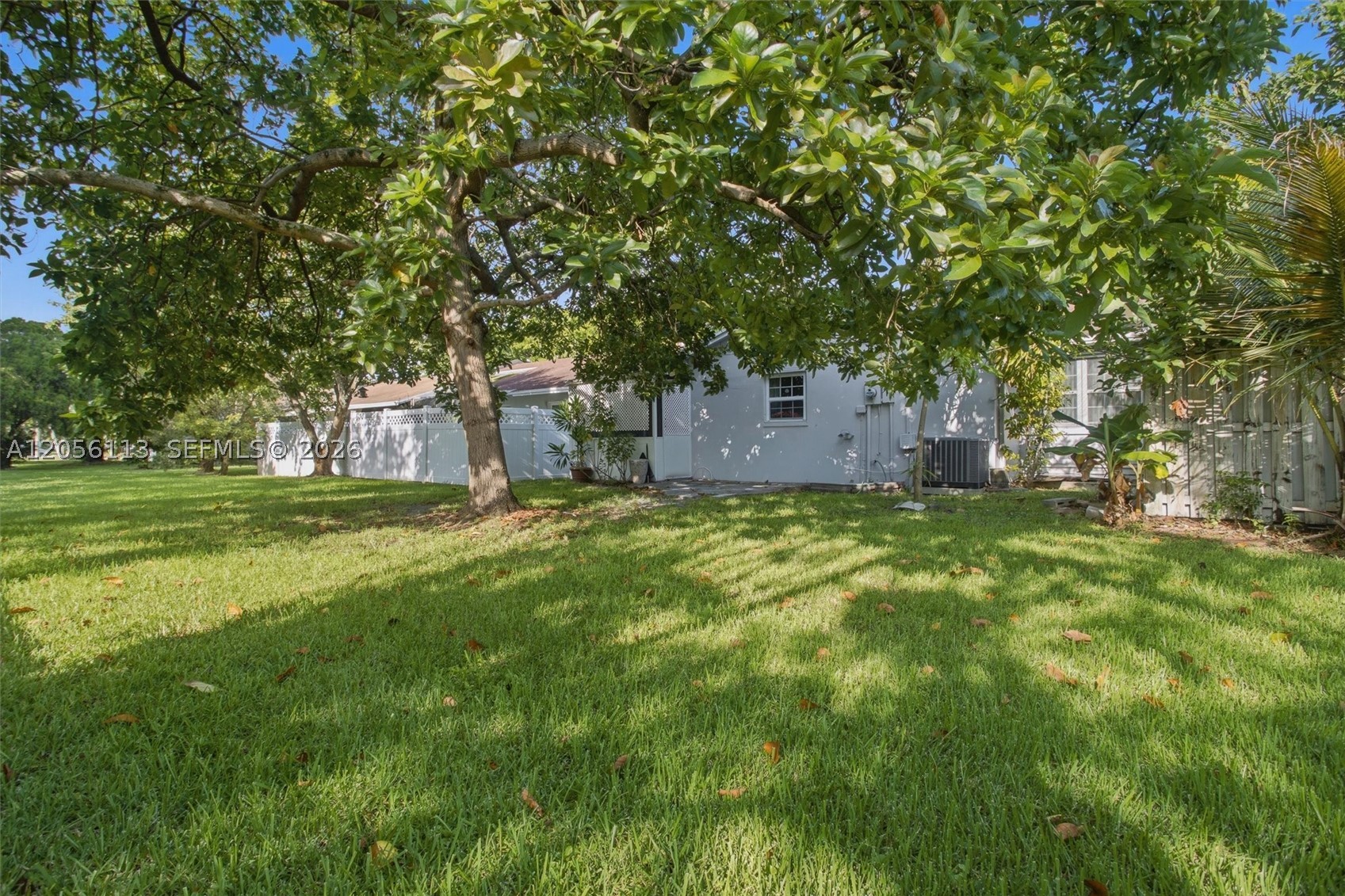 450 E Lakewood Cir E B Property Photo 20