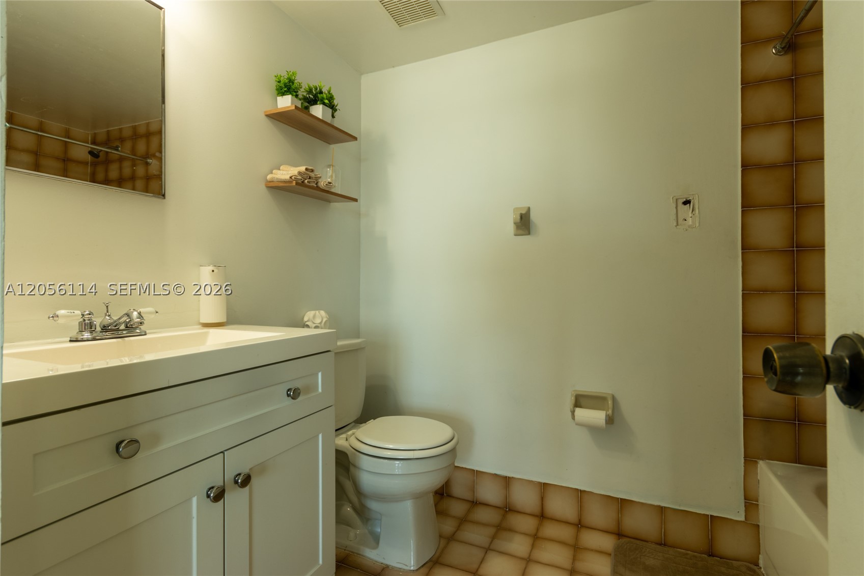 2055 Sw 122nd Ave 406 Property Photo 6