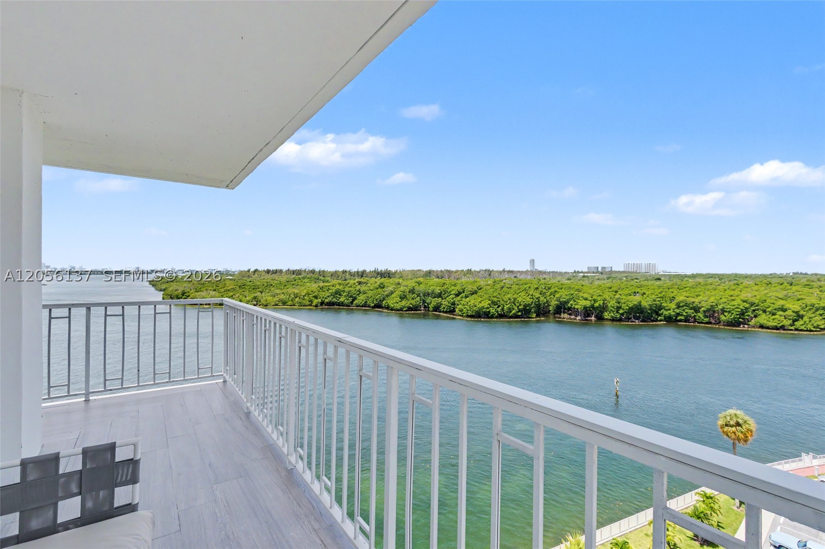 500 Bayview Dr 822 Property Photo 44