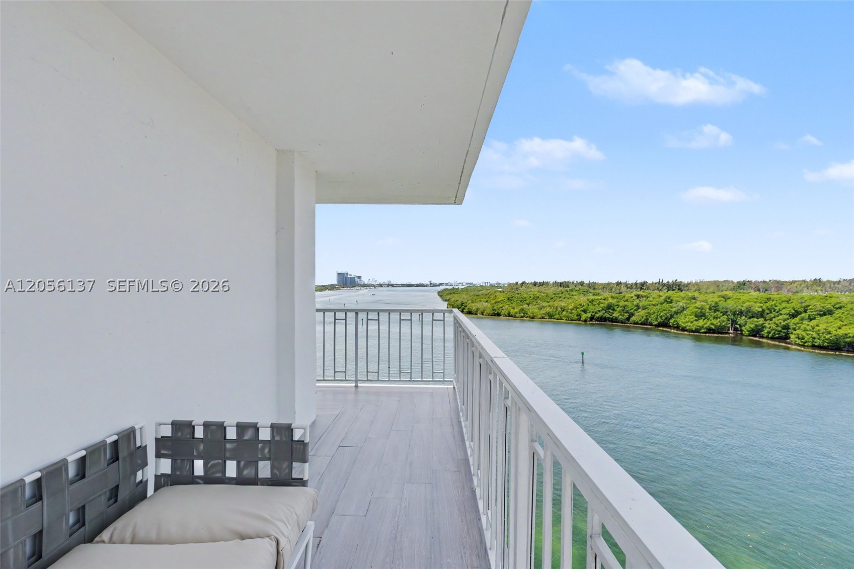 500 Bayview Dr 822 Property Photo 45