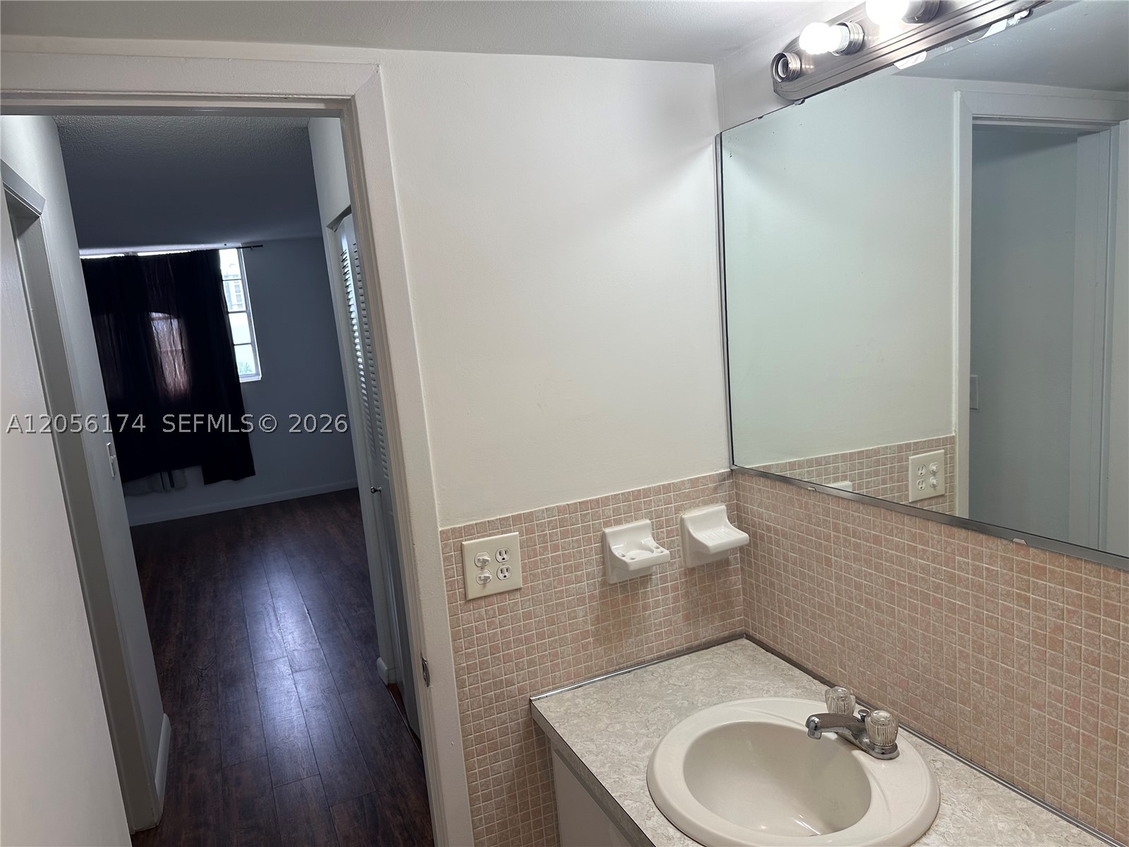 12590 Ne 16th Ave 411 Property Photo 6