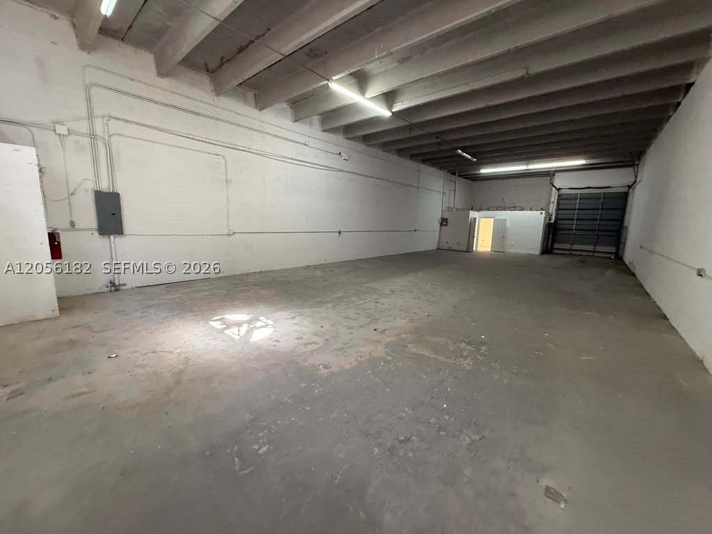 2675 W 76th St 3 Property Photo 9