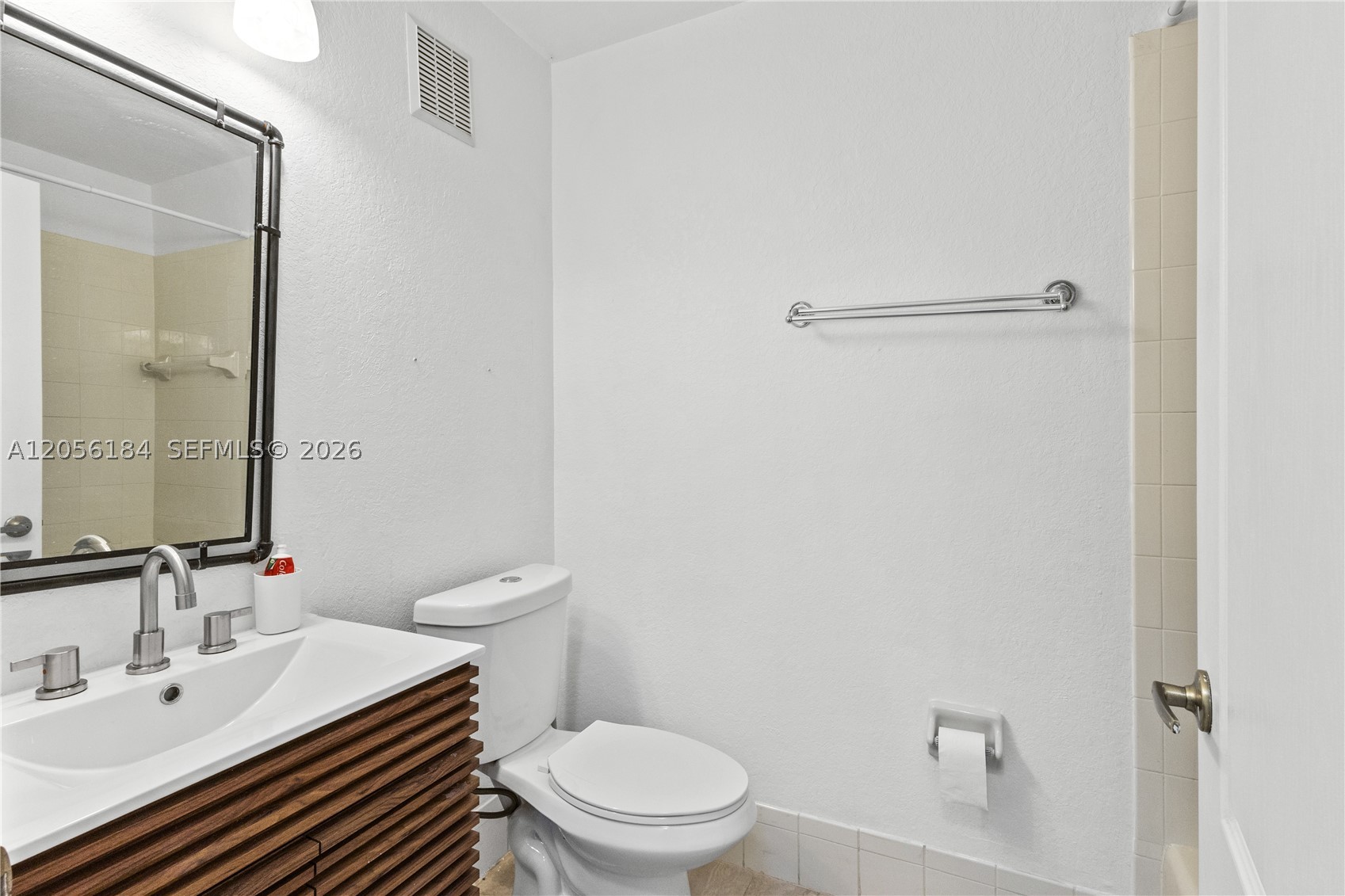8862 W Flagler St 8 Property Photo 11