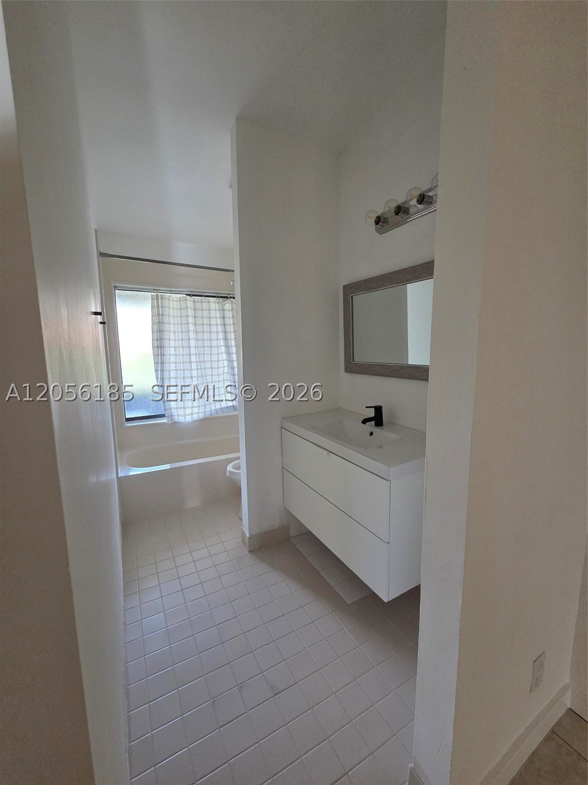 3686 Nw 83rd Ln Property Photo 13