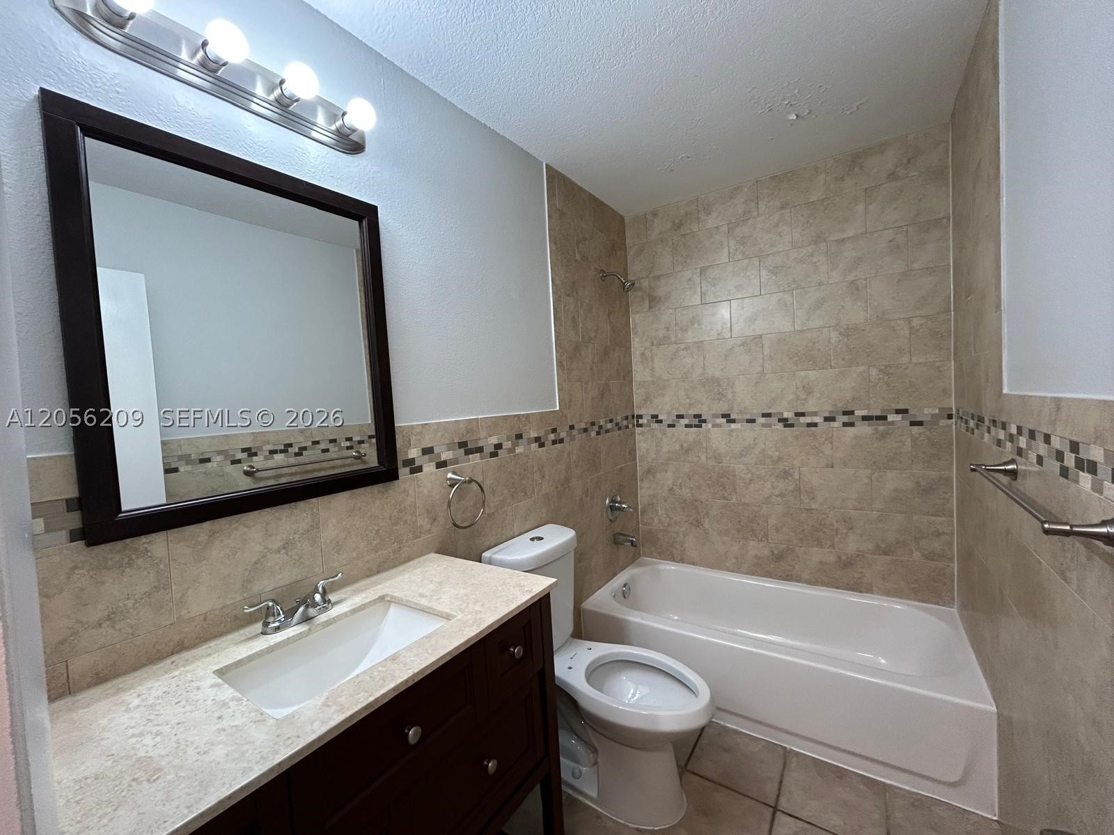1197 Washington Cir 1197a Property Photo 10